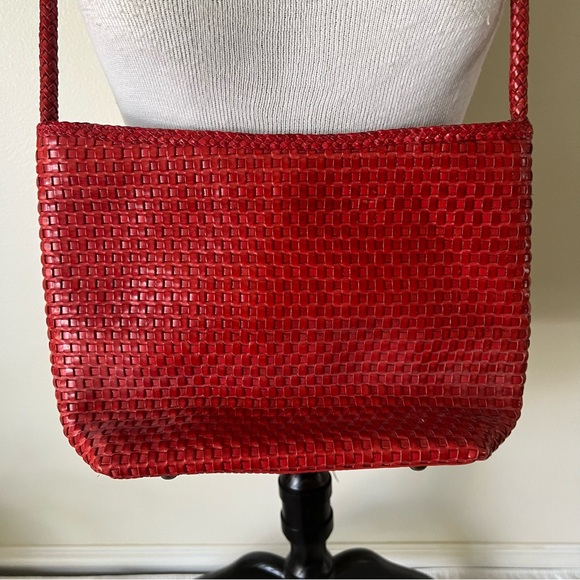 Vintage Footed Red Leather Woven Bag w/Leather Rope Cord Detail Made in Brazil - Picture 10 of 14